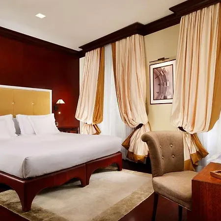 Hotel L'orologio 4*