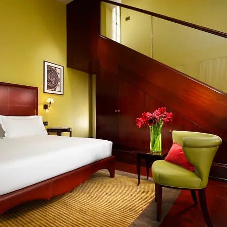 Hotel L'orologio 4*
